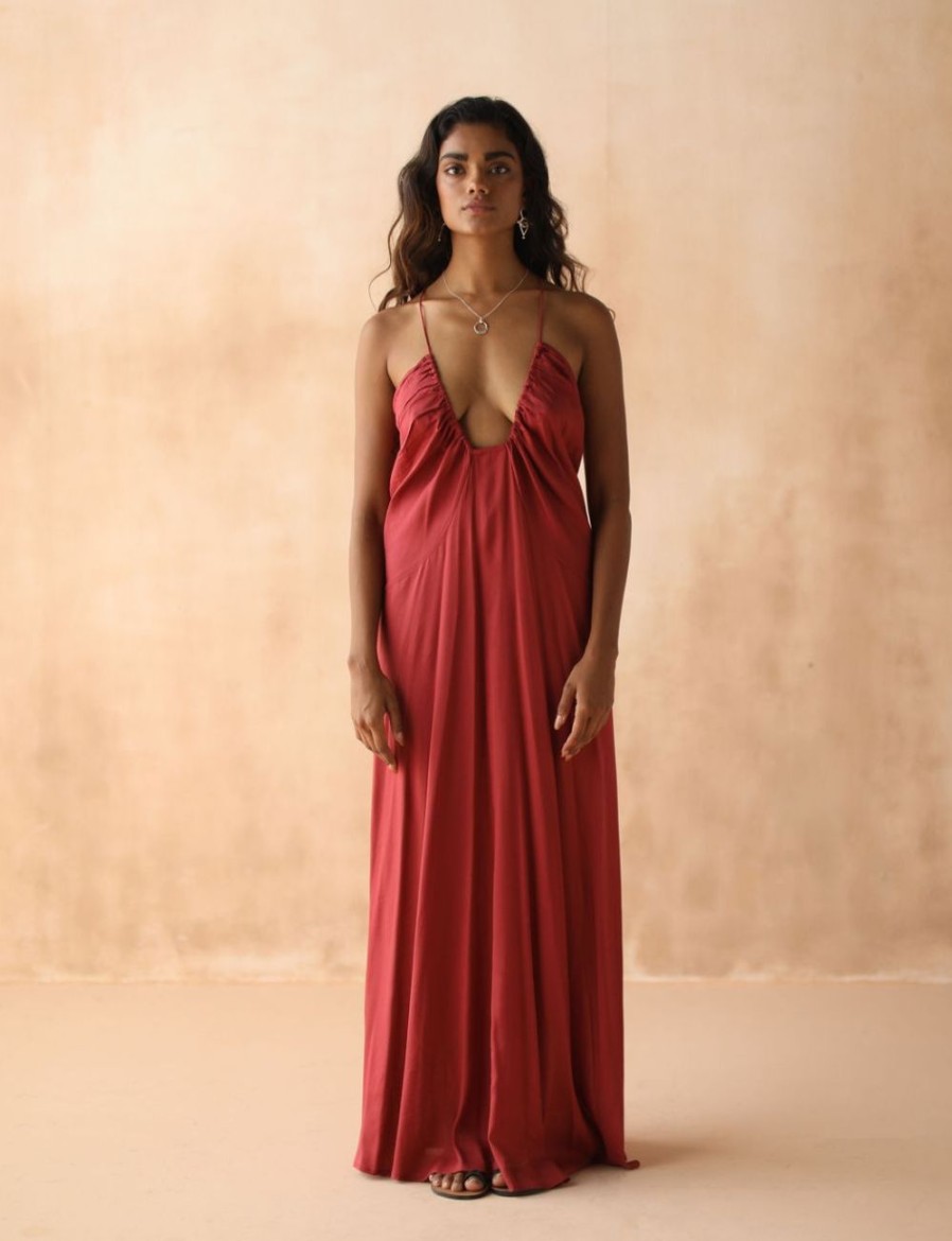 Women FARA Boutique | Zoe Dress Blood Moon